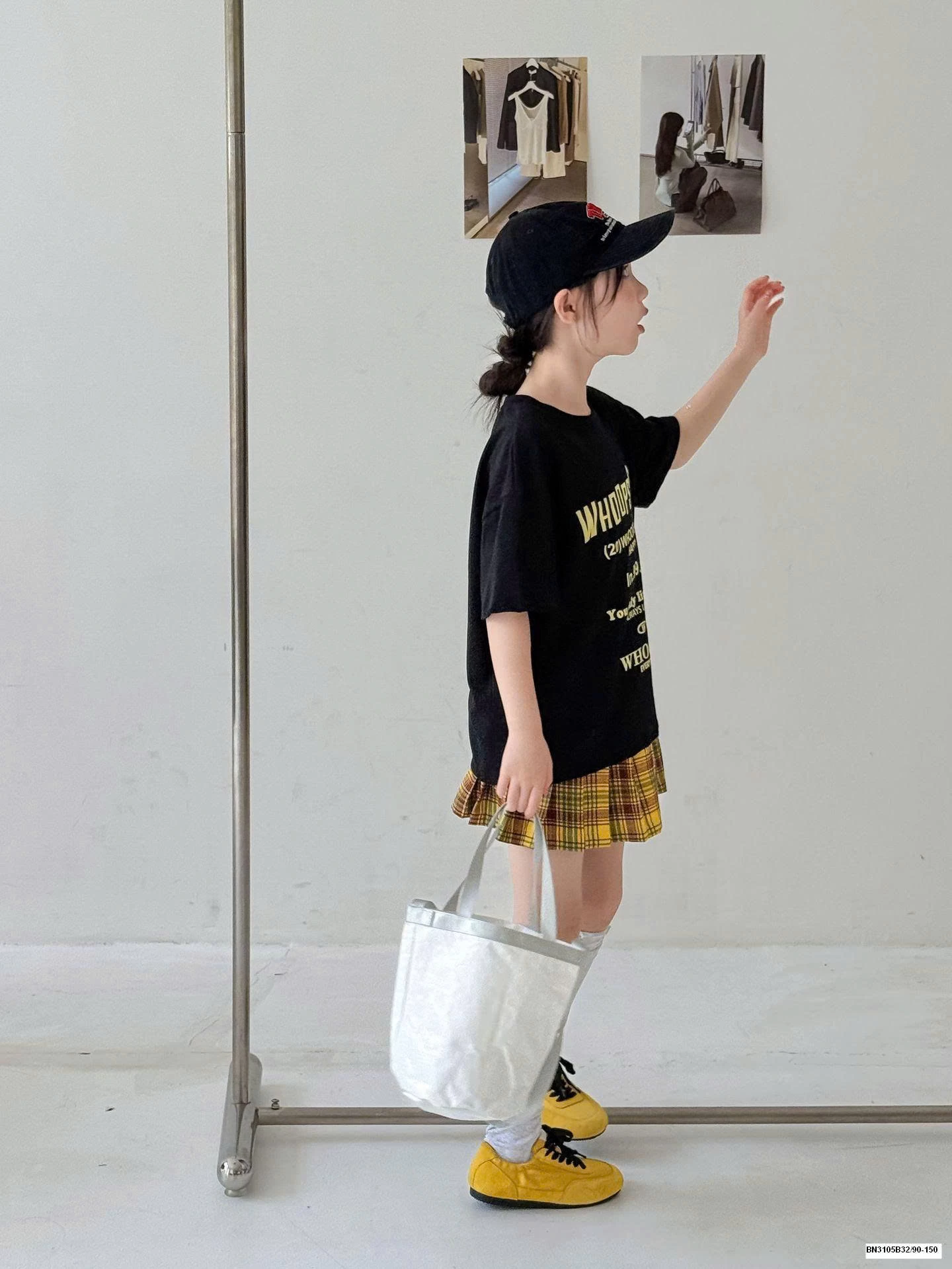 SET ÁO PHÔNG MIX CHÂN VÁY XẾP LY VÀNG