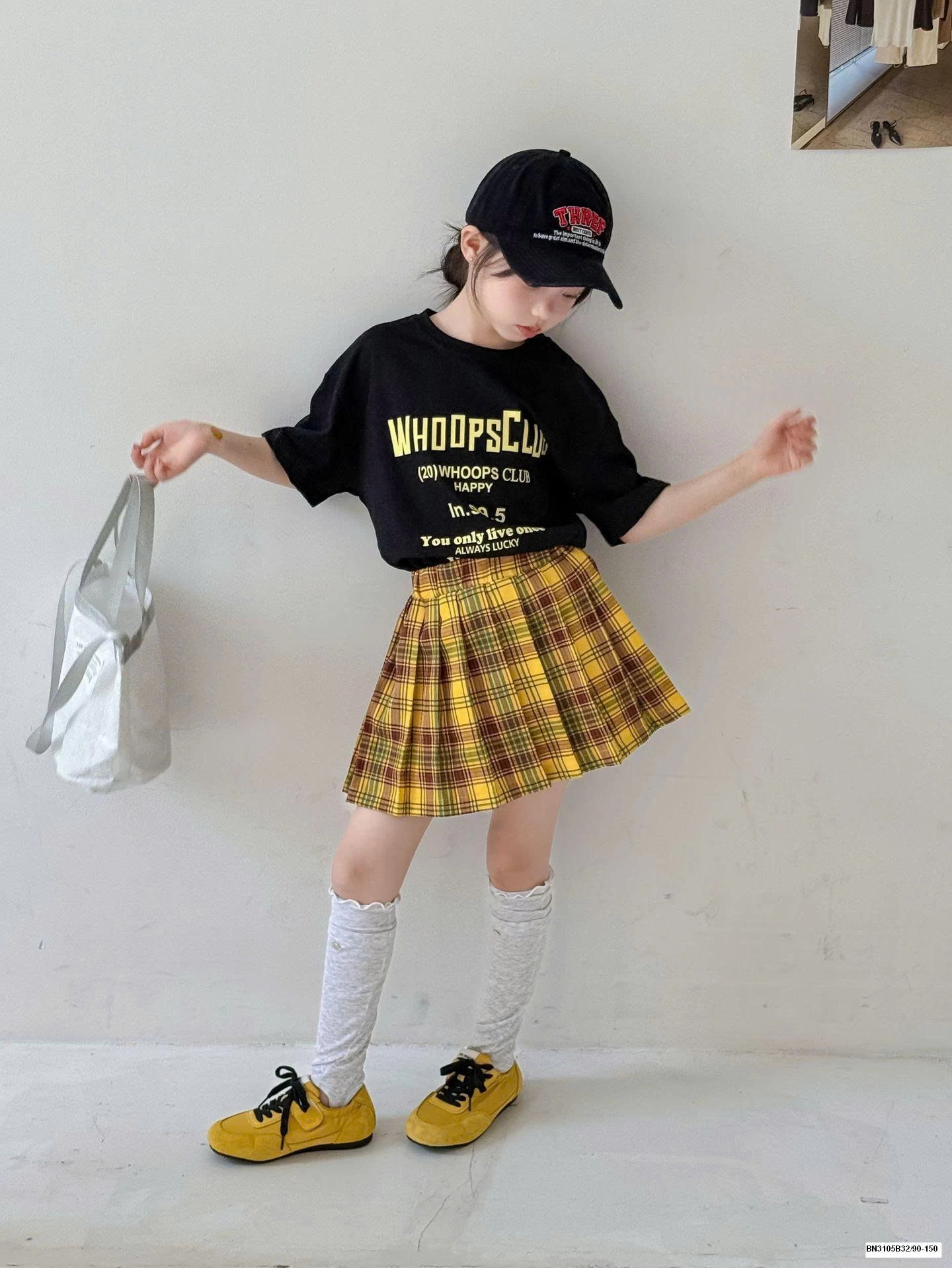 SET ÁO PHÔNG MIX CHÂN VÁY XẾP LY VÀNG