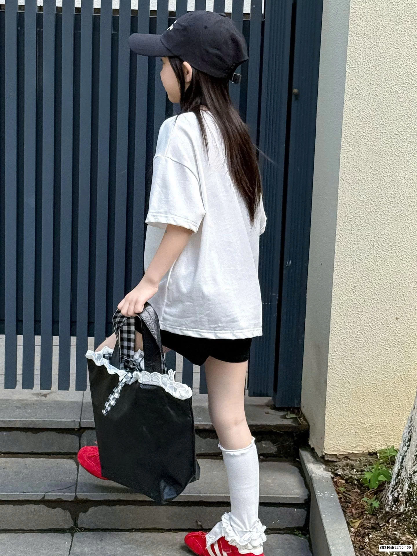 SET ÁO THUN + QUẦN SHORT HELLO KITTY BÉ GÁI