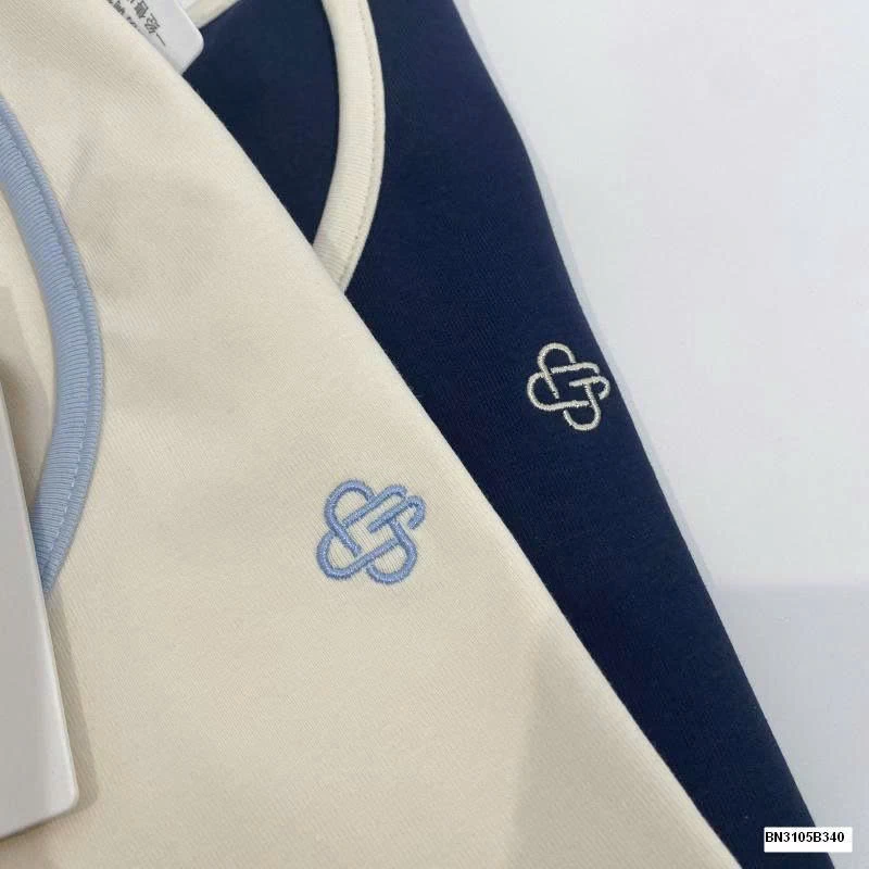 ÁO THUN LOGO HOA TRÀ  RS.STUDIO