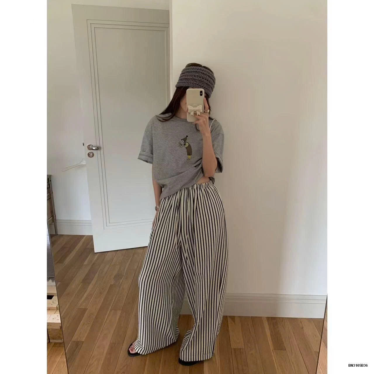 QUẦN KẺ SUỐNG RS.STUDIO