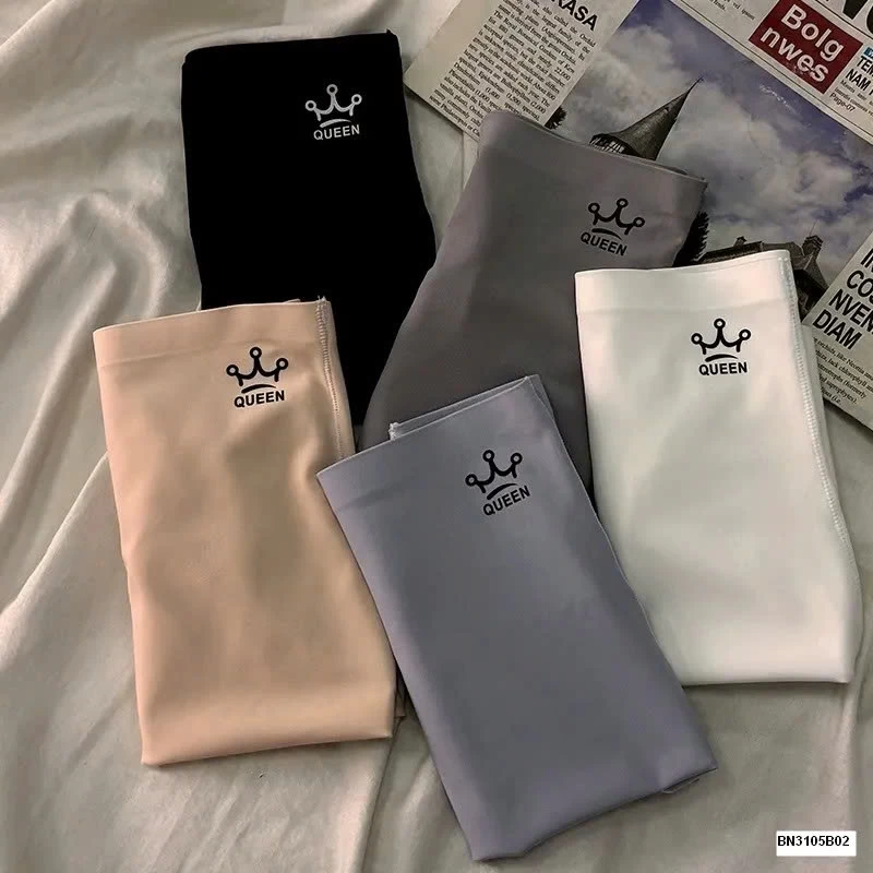 QUẦN LEGGING QUEEN MẶC VÁY