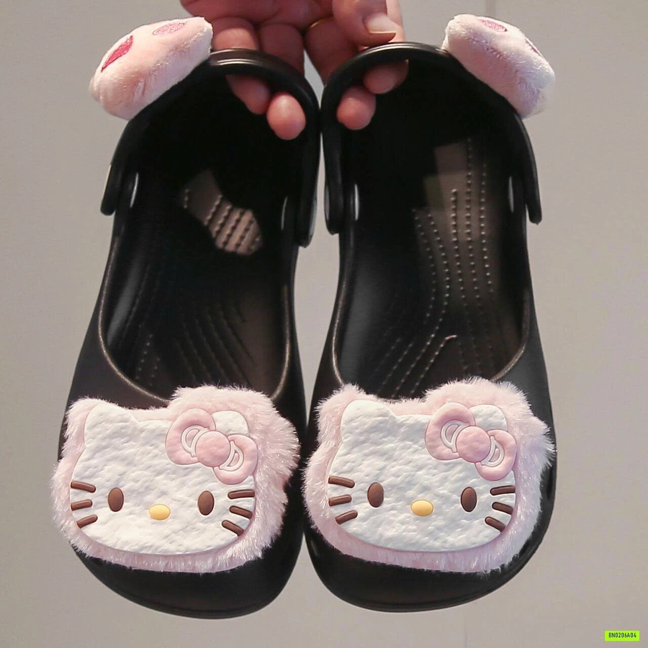 CROCS BỆT CHARM KITTY