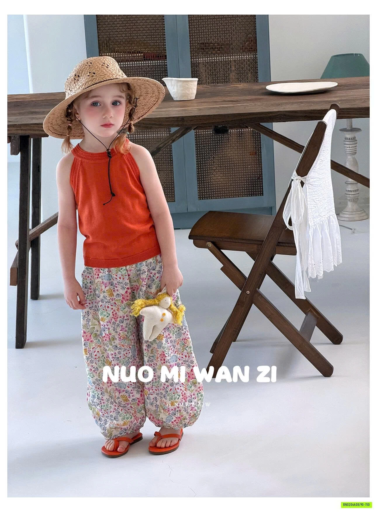 ÁO YẾM MONTOGHI