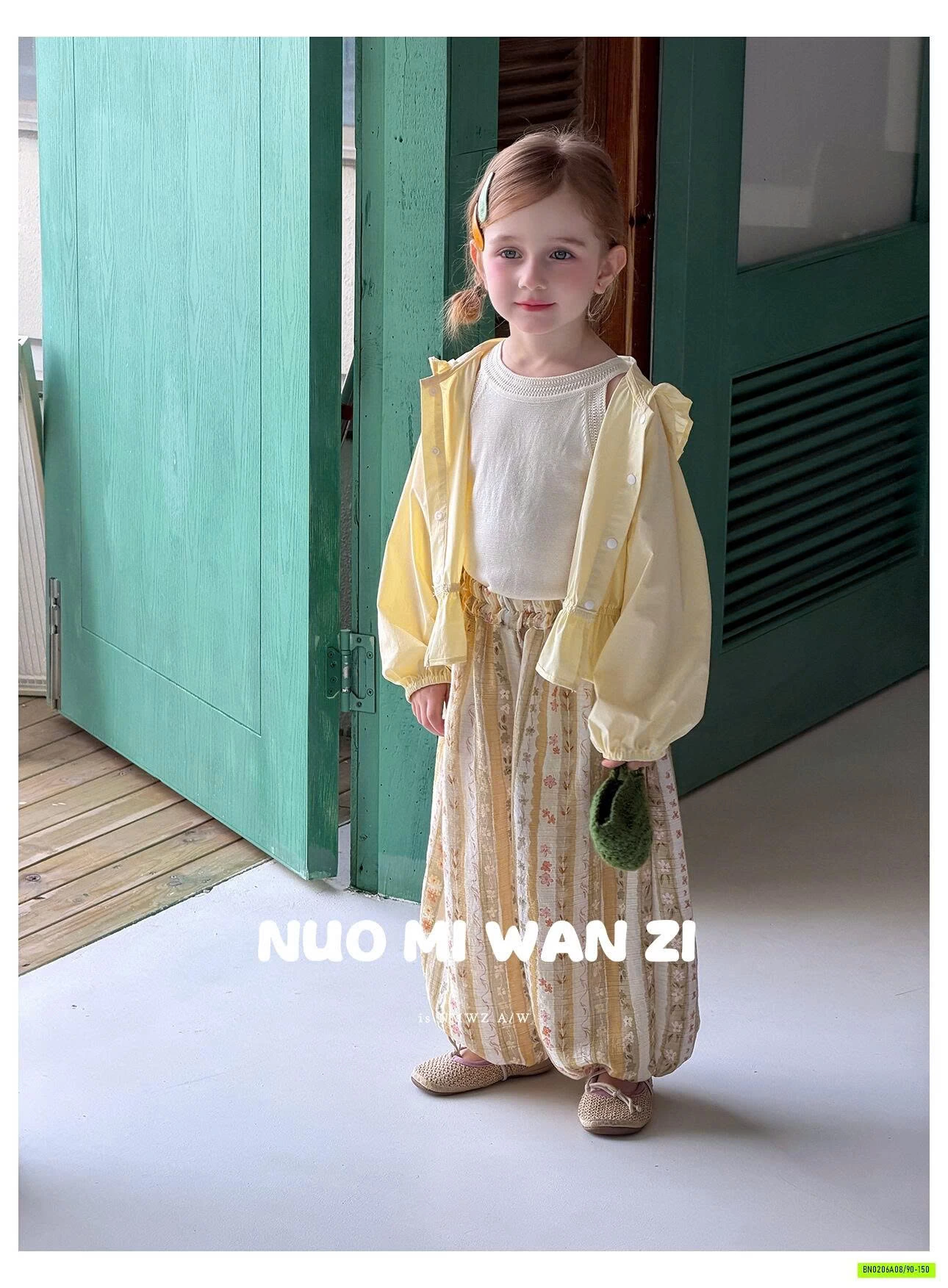 ÁO YẾM MONTOGHI