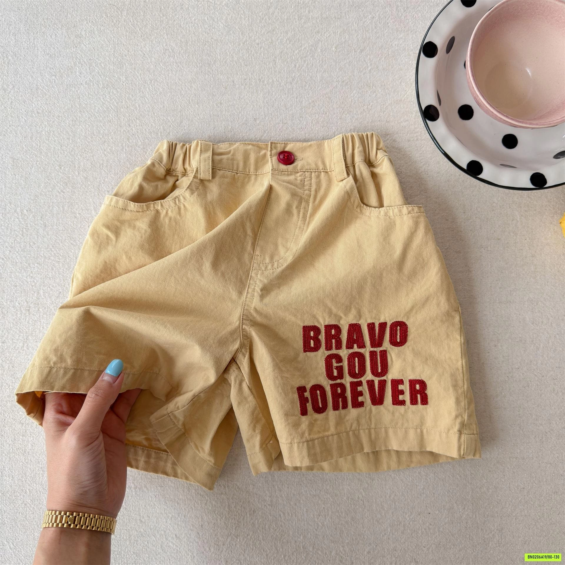 SHORT THÔ THÊU CHỮ ADBABY