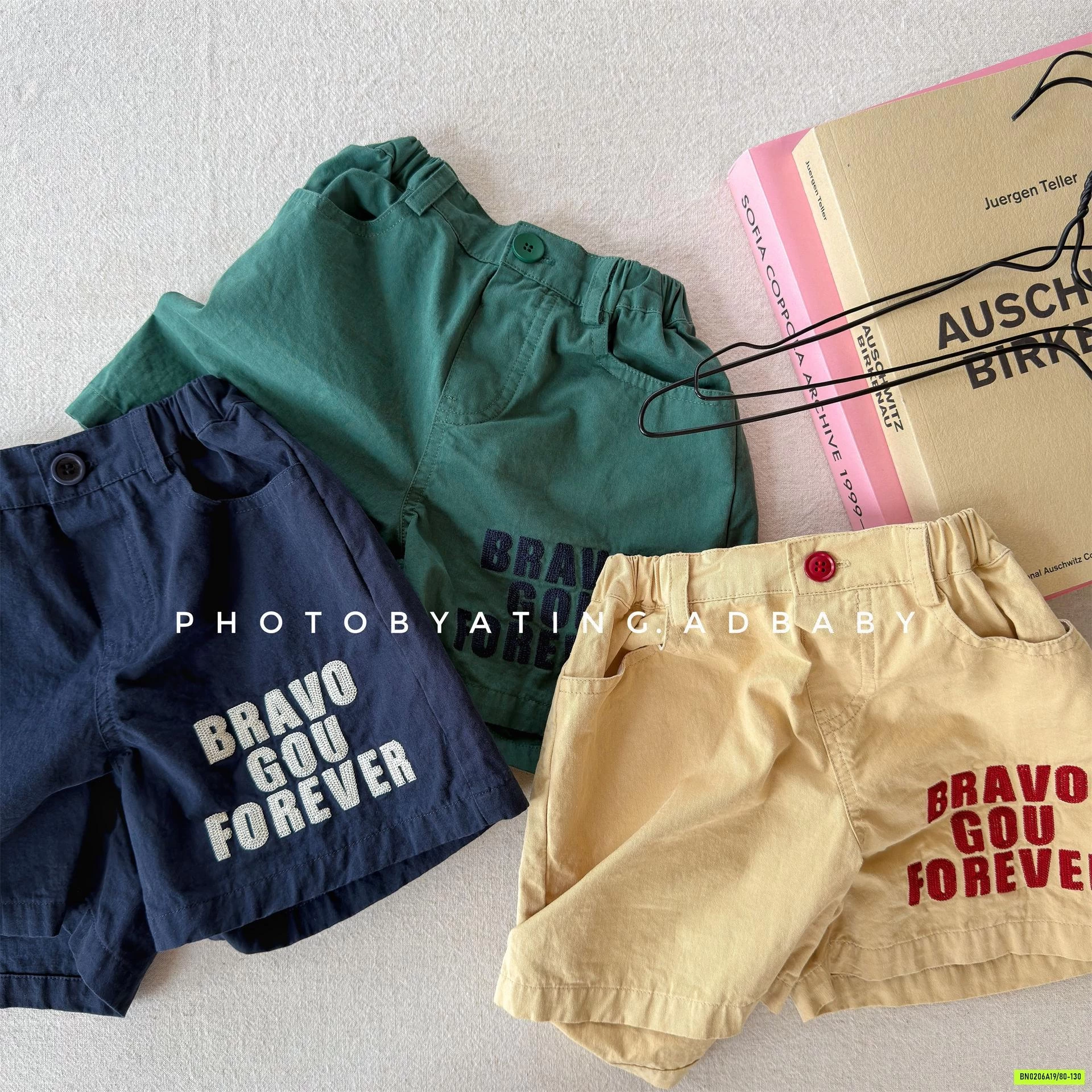 SHORT THÔ THÊU CHỮ ADBABY