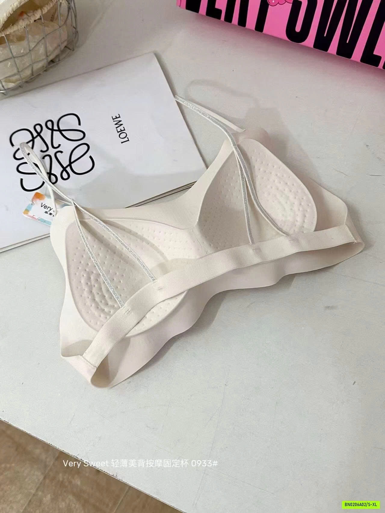 BRA NÂNG NGỰC KO GỌNG QUAI MẢNH