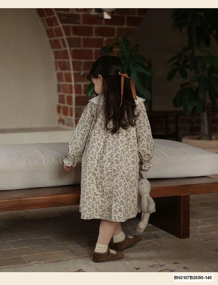 ĐẦM HOA NHÍ CỔ BÈO REN