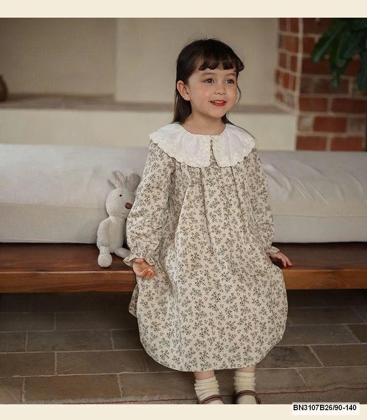 ĐẦM HOA NHÍ CỔ BÈO REN