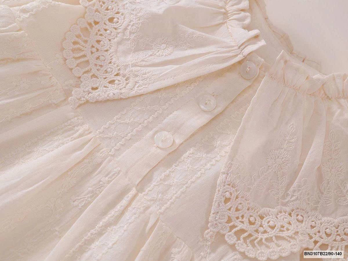 ĐẦM REN TẦNG THÊU HOA NỔI