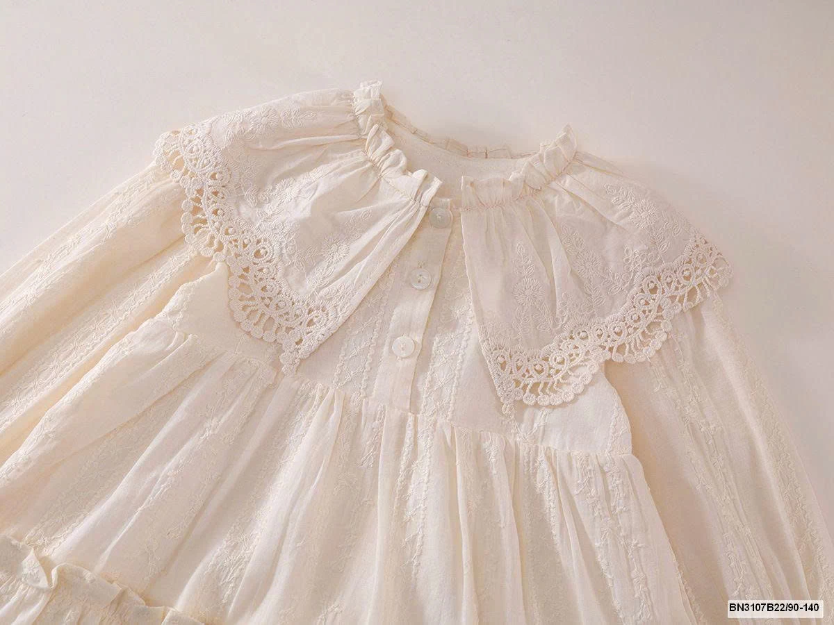 ĐẦM REN TẦNG THÊU HOA NỔI