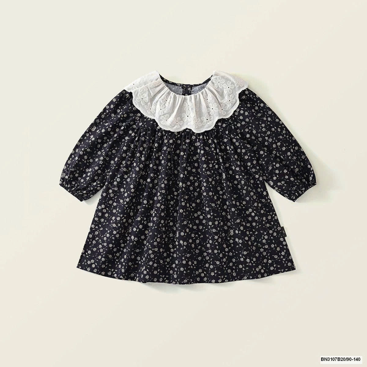 ĐẦM THÔ HOA NHÍ CỔ SEN