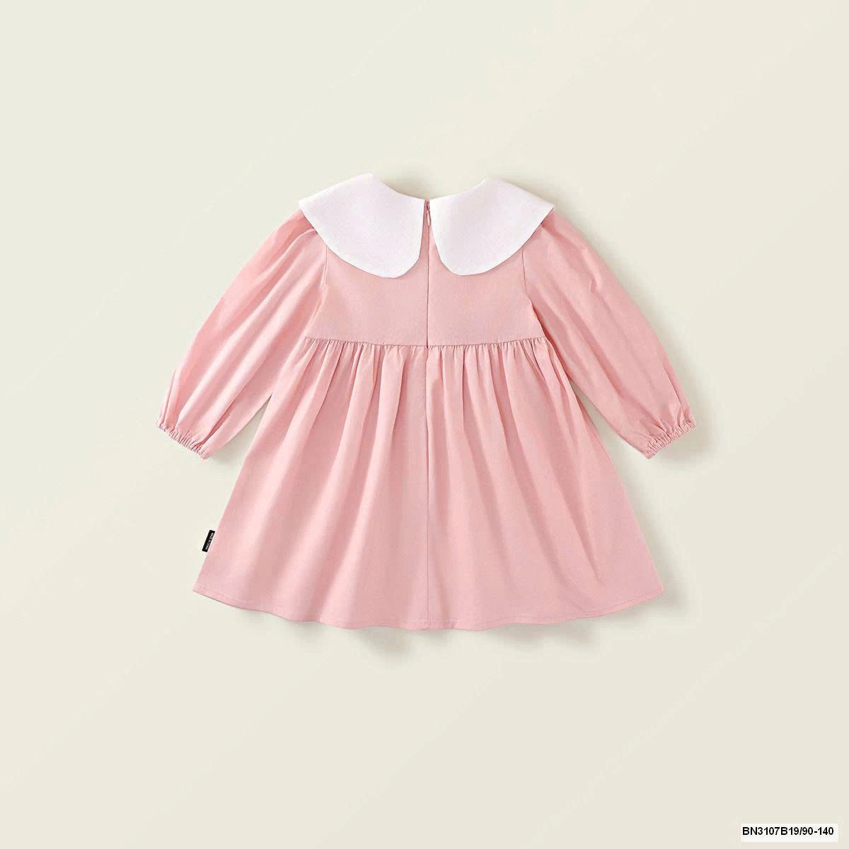 ĐẦM  THÊU HOA NGỰC