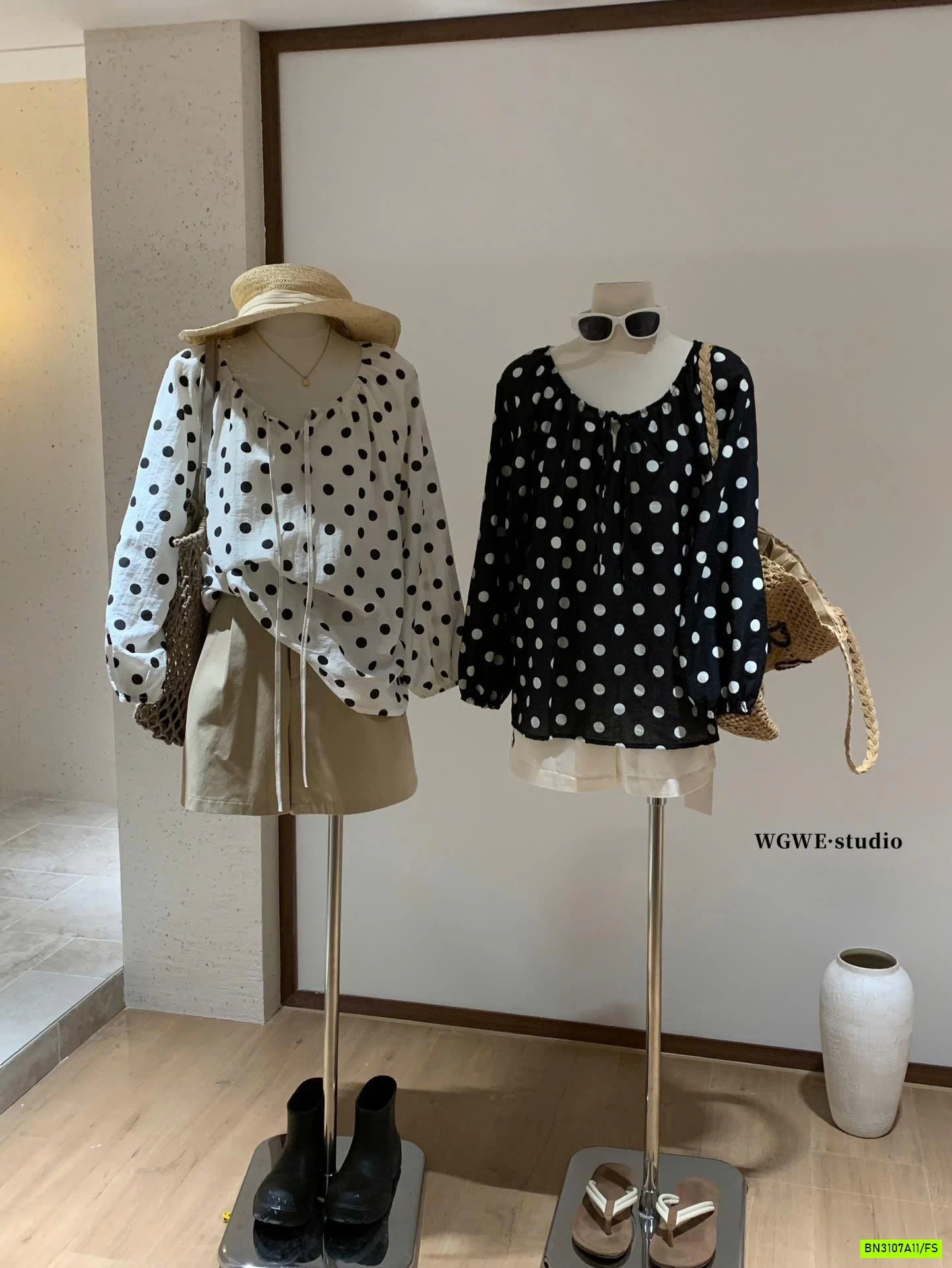 ÁO CHẤM BI WGWE