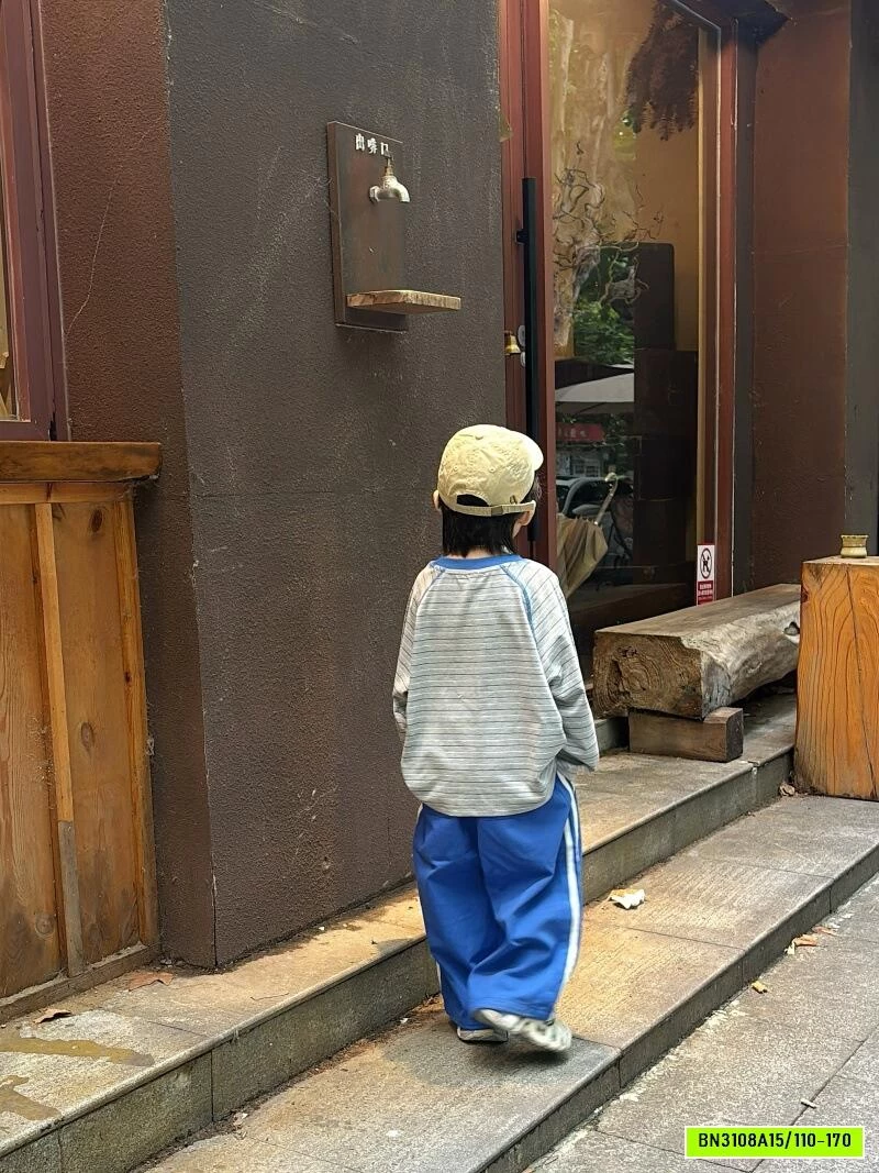 JOGGER GIÓ THỂ THAO 3 SỌC