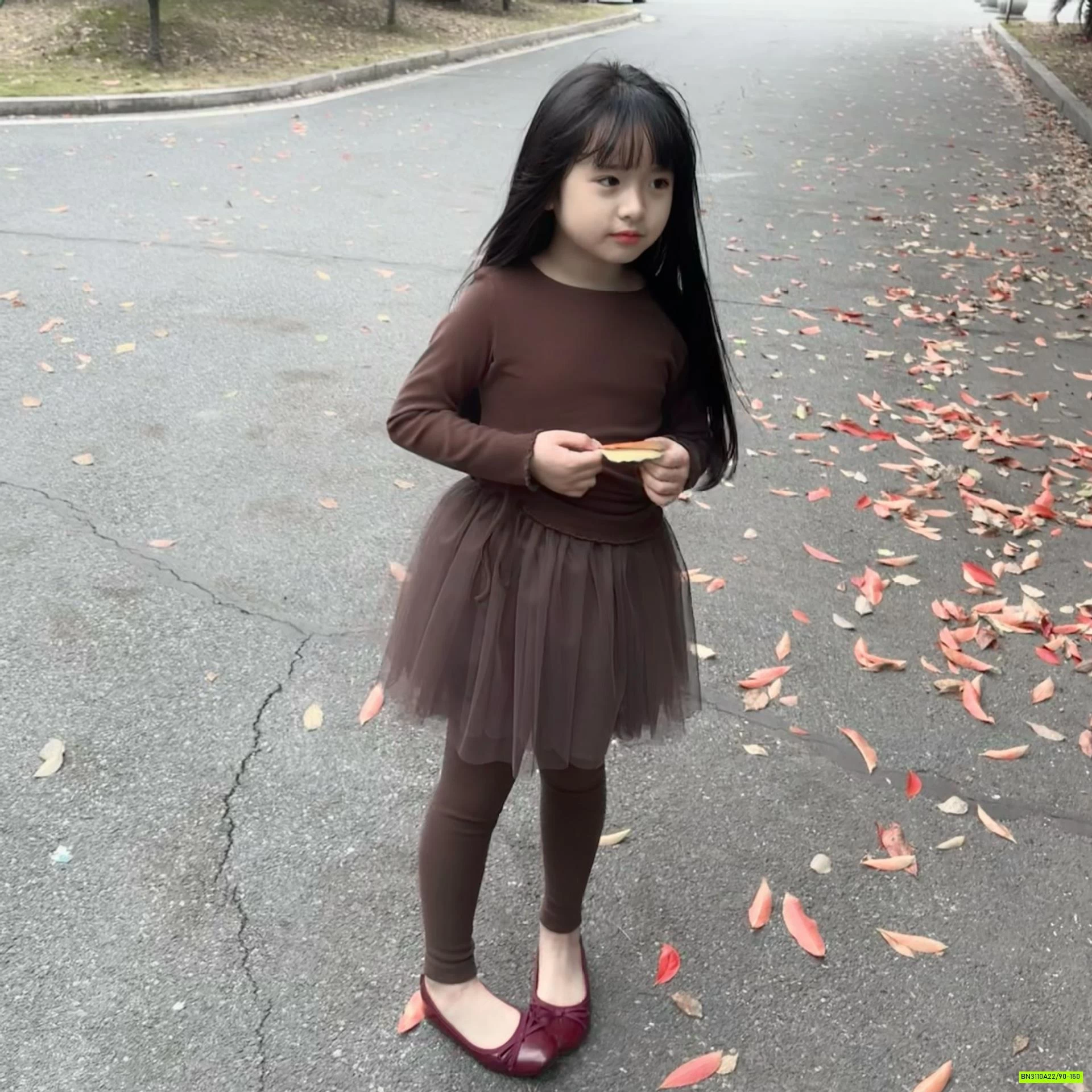 SÉT MONTOGHI MIX CHÂN VÁY TUTU NÀNG THƠ