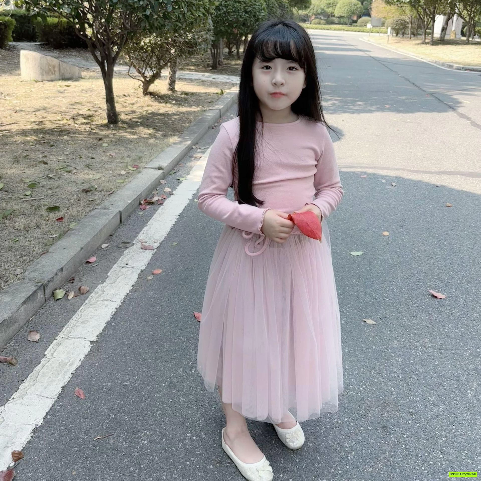 SÉT MONTOGHI MIX CHÂN VÁY TUTU NÀNG THƠ