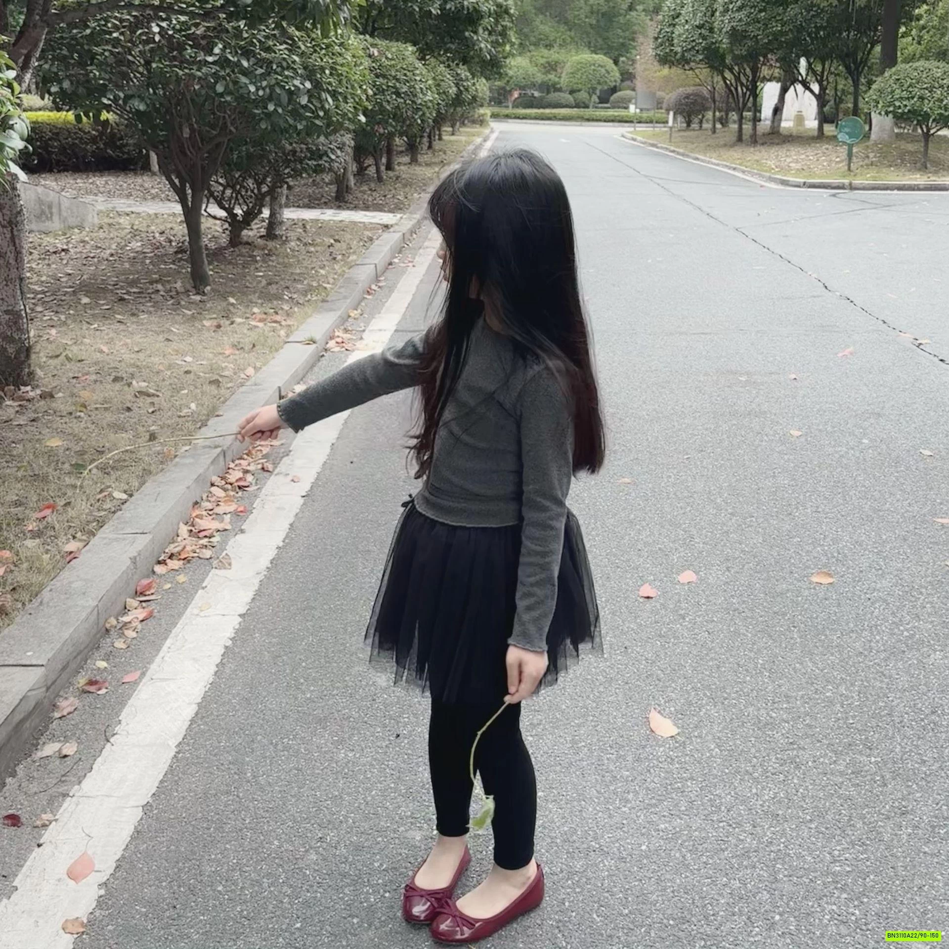 SÉT MONTOGHI MIX CHÂN VÁY TUTU NÀNG THƠ