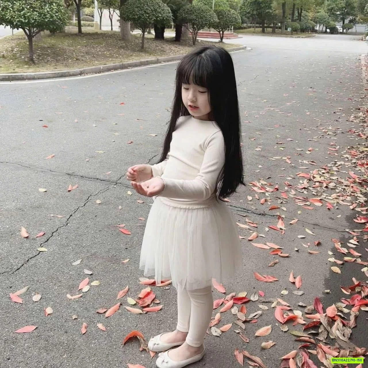 SÉT MONTOGHI MIX CHÂN VÁY TUTU NÀNG THƠ