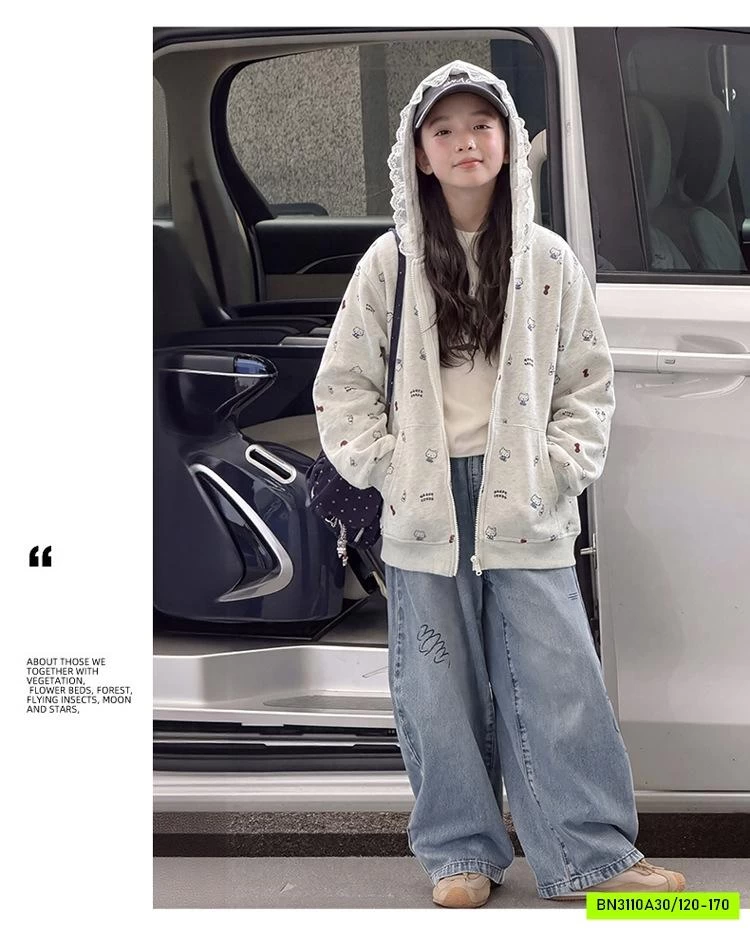 KHOÁC COTTON KITTY VIỀN REN MŨ