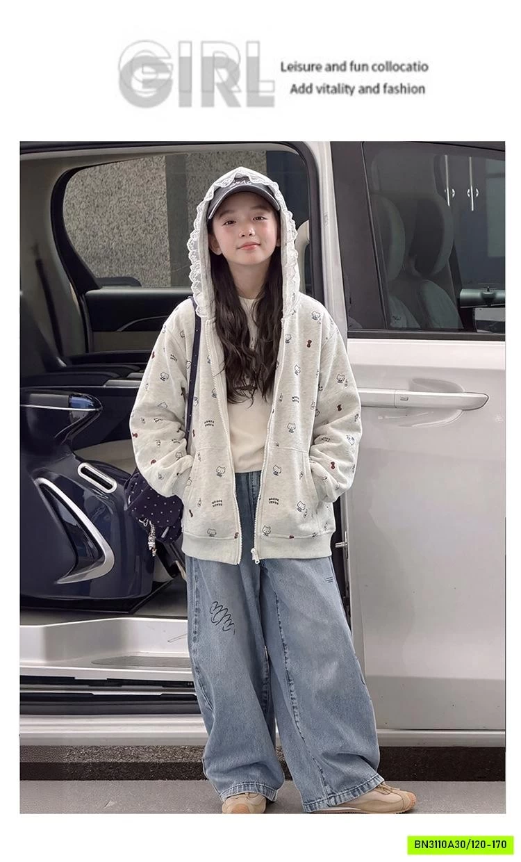 KHOÁC COTTON KITTY VIỀN REN MŨ