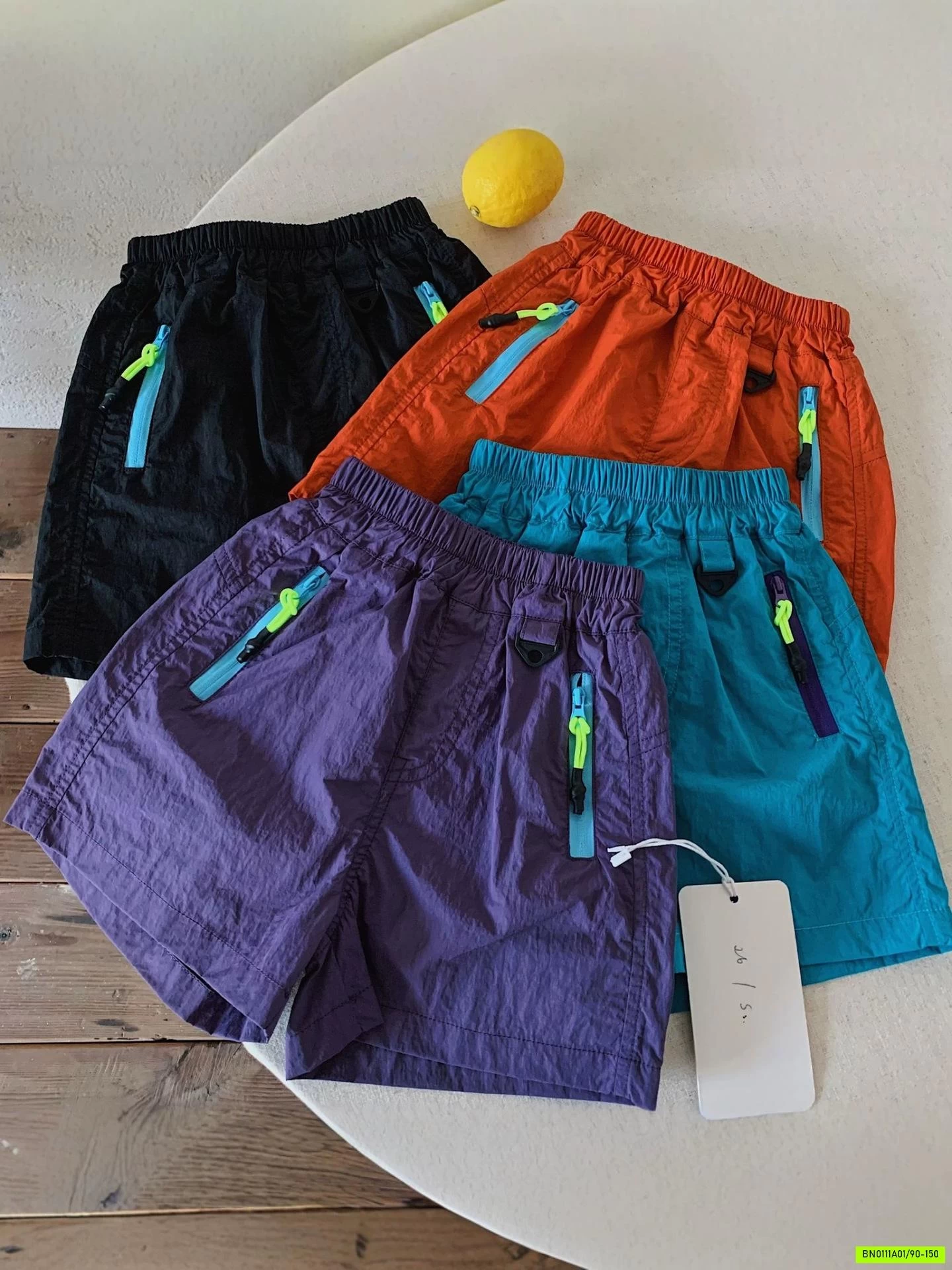 SHORT GIÓ PHỐI MÀU KHÓA