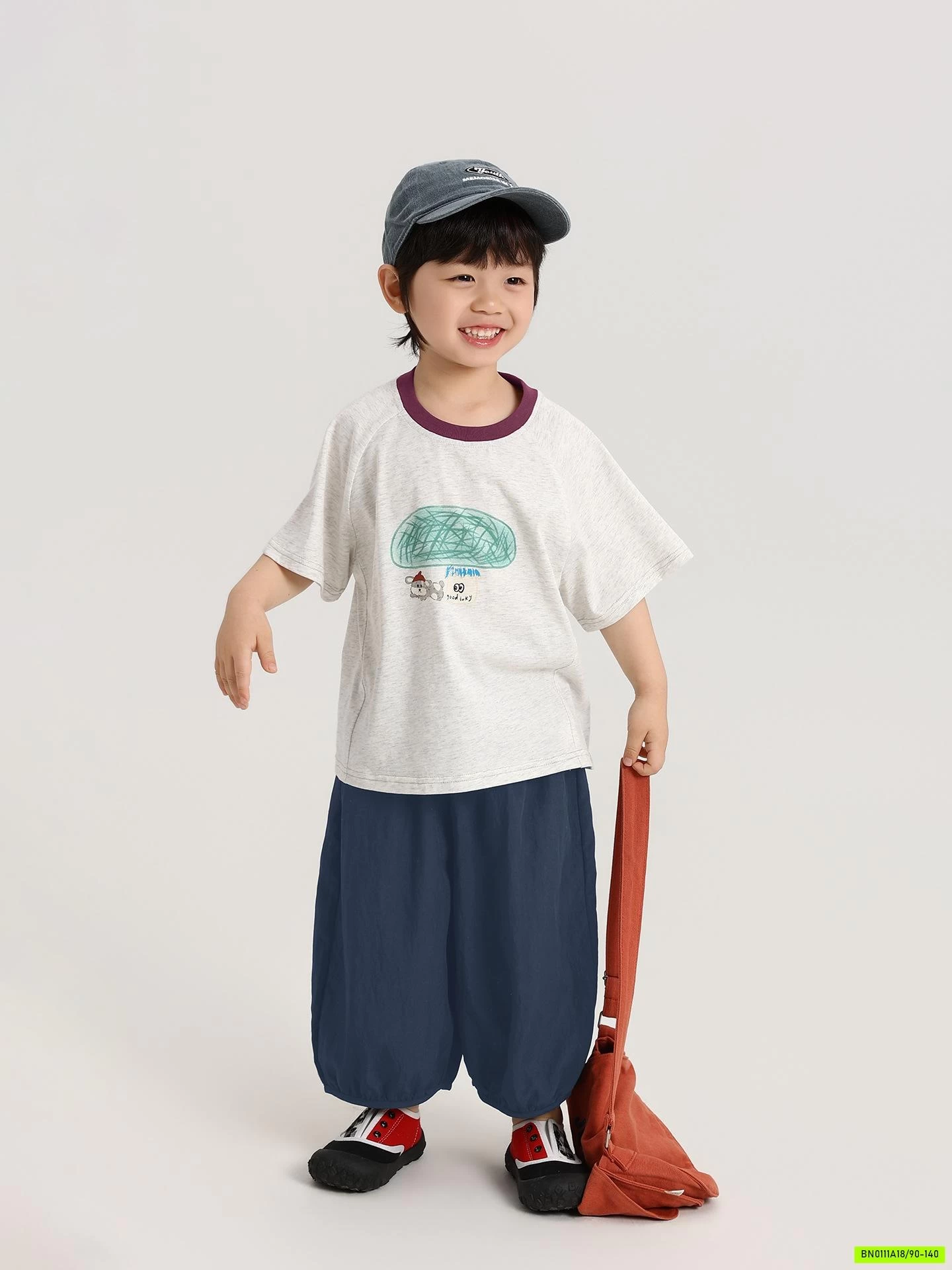 ÁO THUN XÁM VIỀN NÂU
