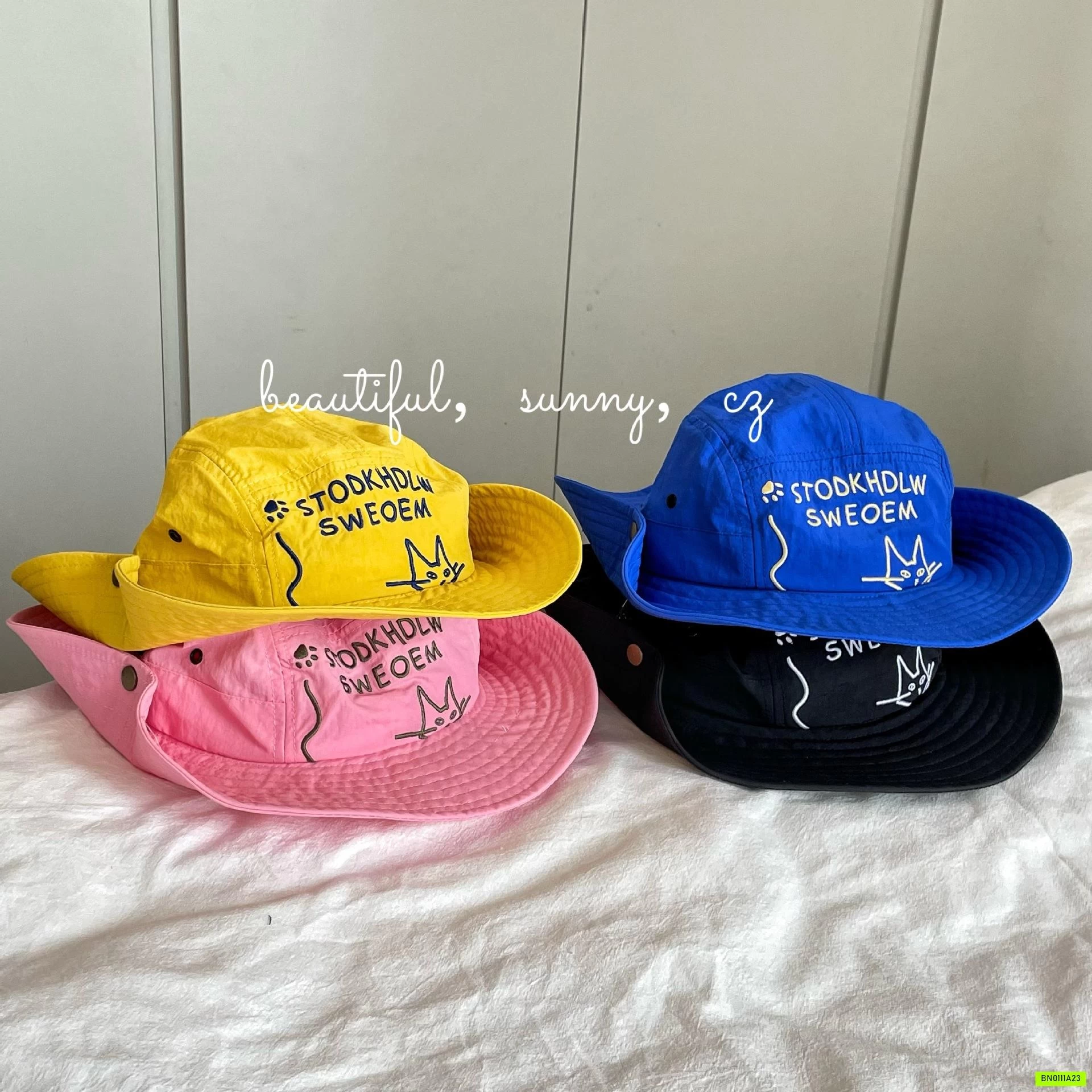 MŨ BÈO CAO BỒI THÊU CHỮ
