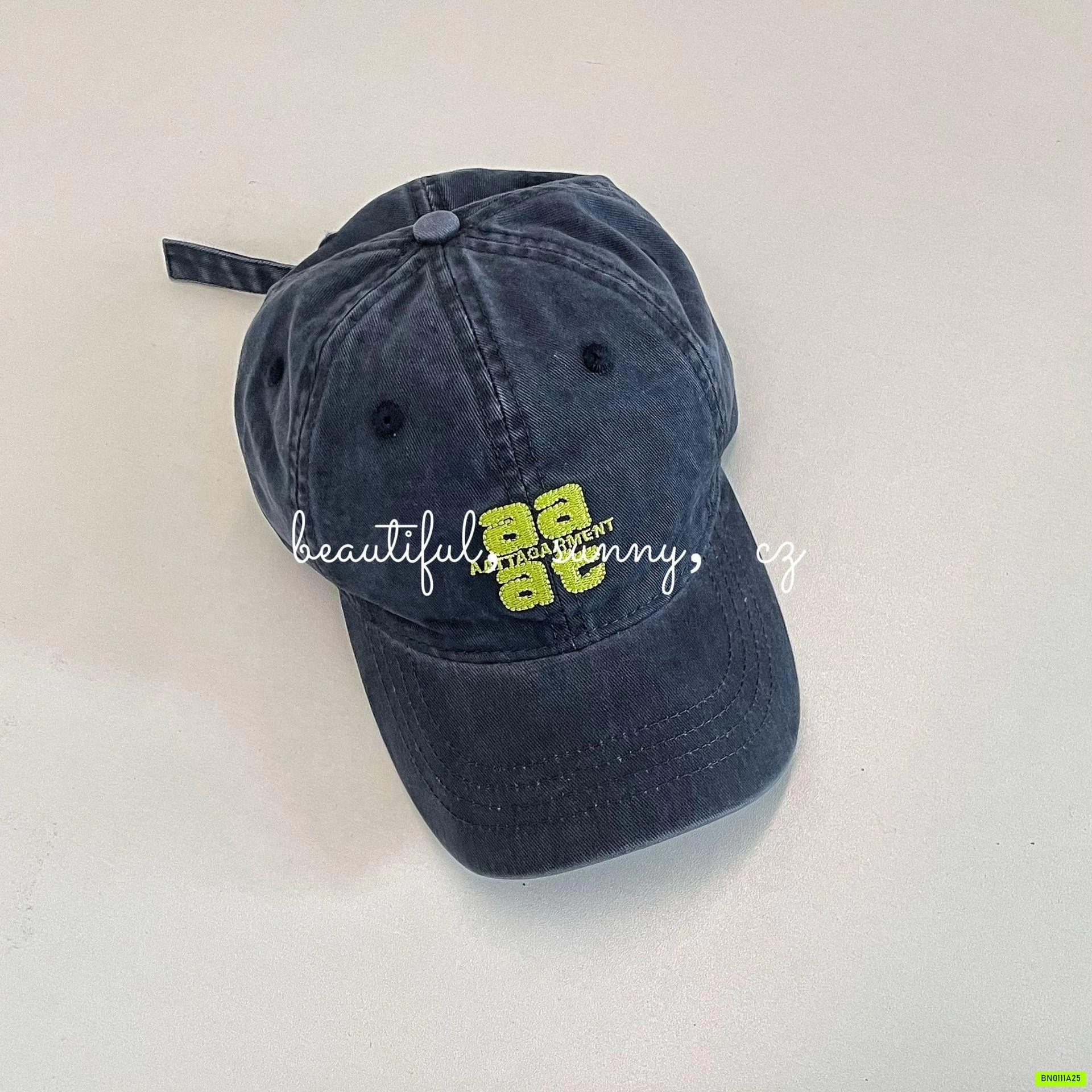MŨ KẾT CHỮ AA SZ LỚN