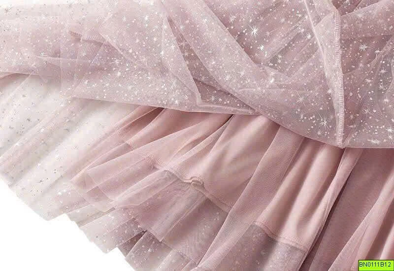CHÂN VÁY TULLE ÁNH SAO
