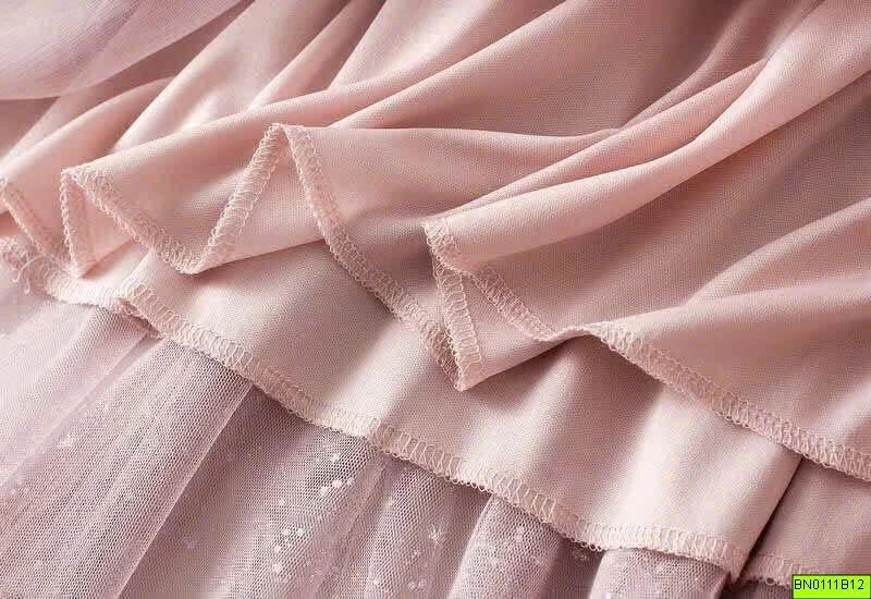 CHÂN VÁY TULLE ÁNH SAO