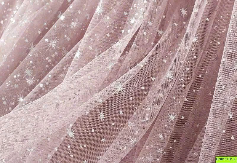 CHÂN VÁY TULLE ÁNH SAO