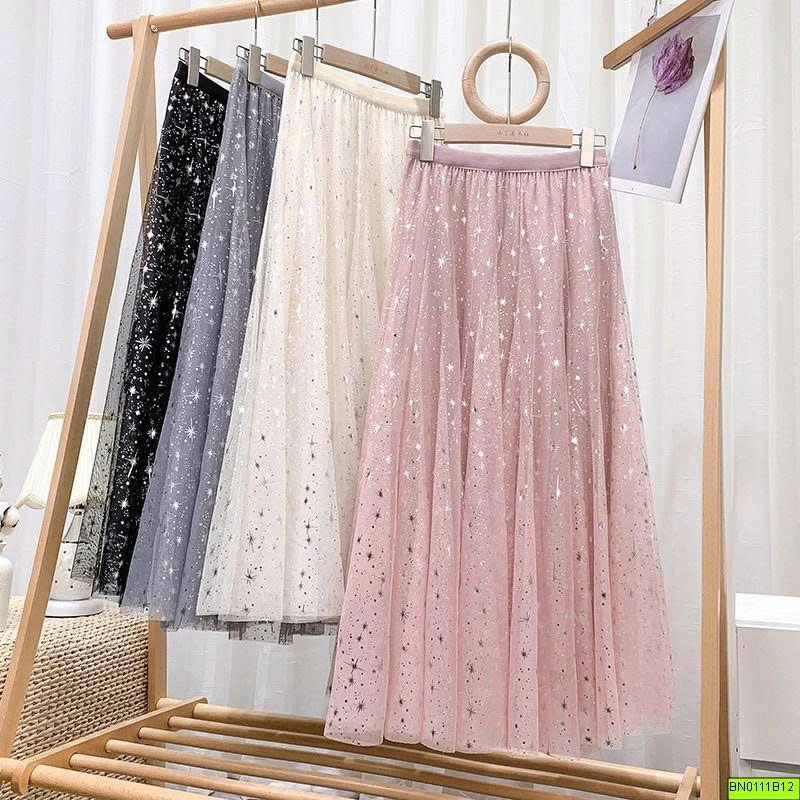 CHÂN VÁY TULLE ÁNH SAO