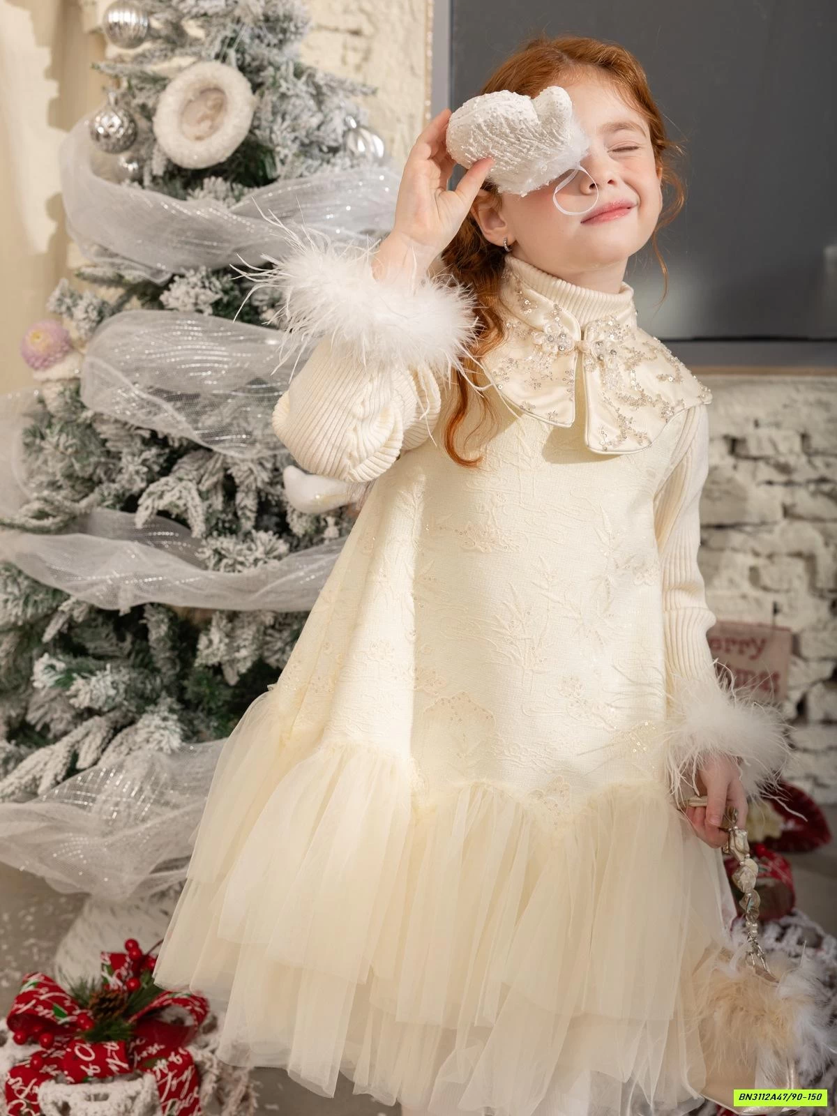 SƯỜN XÁM LÓT NHUNG PHỐI VOAN (KO KÈM ÁO LEN)