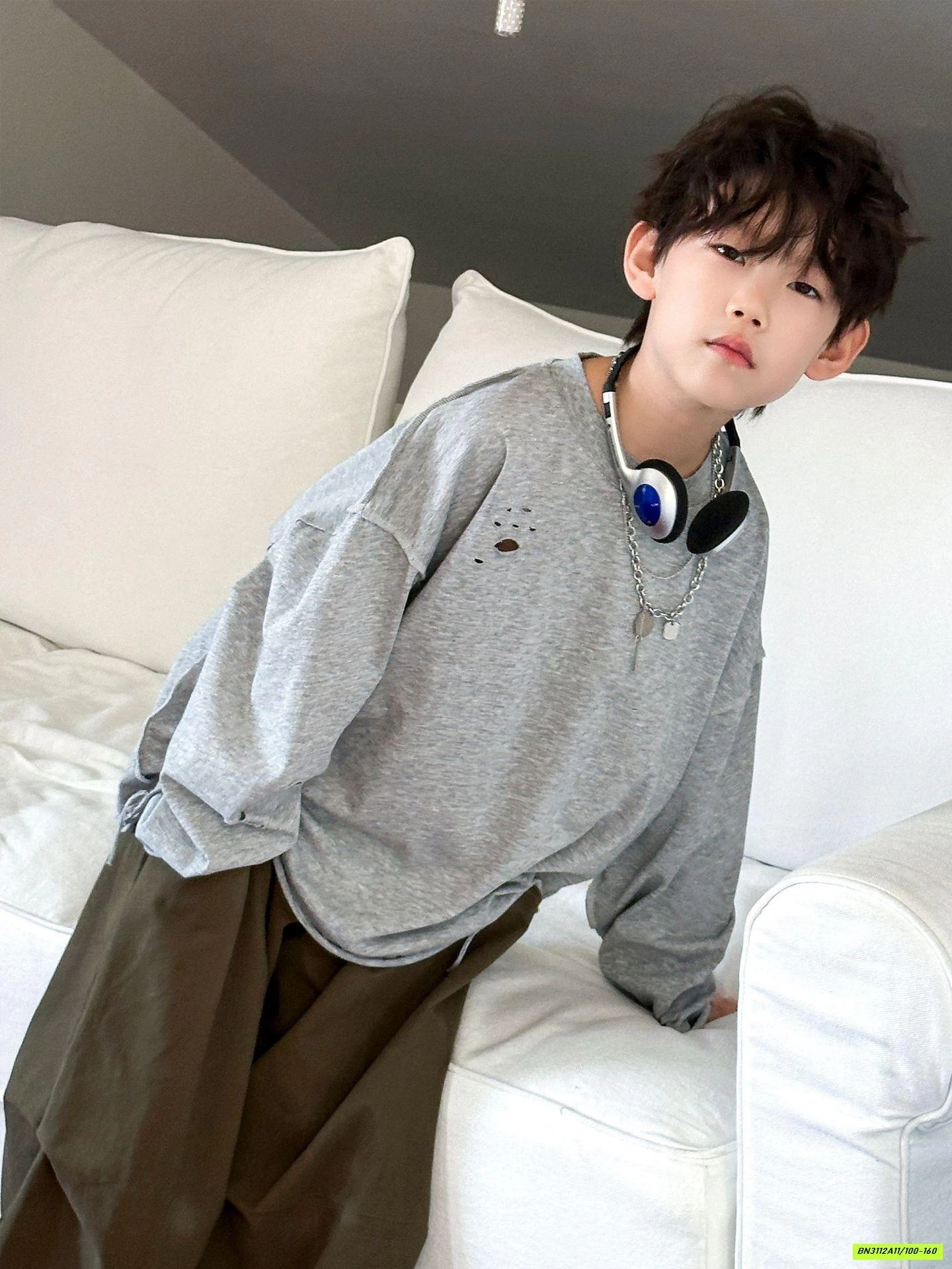 ÁO THUN TRƠN RÁCH GẤU