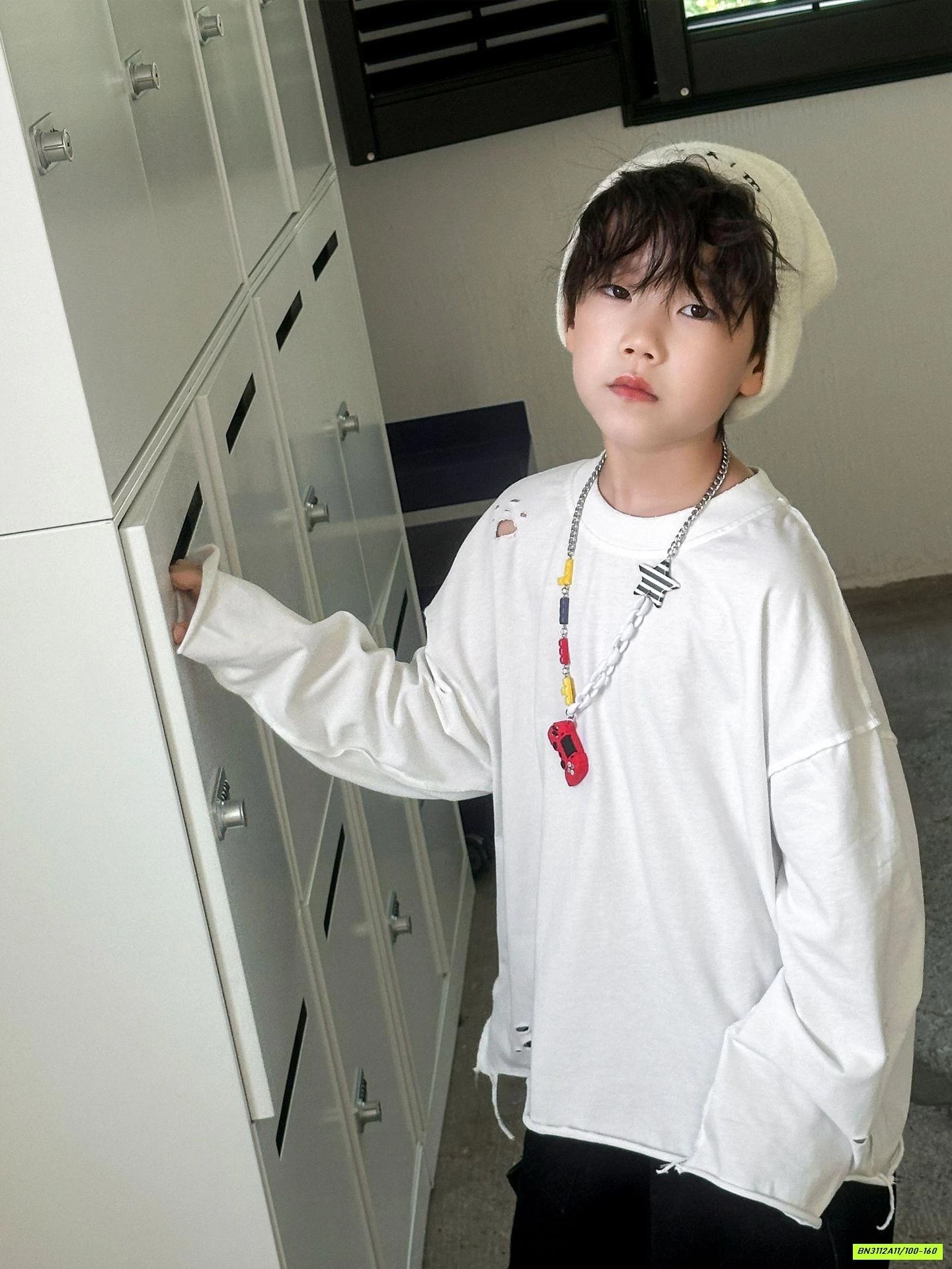 ÁO THUN TRƠN RÁCH GẤU