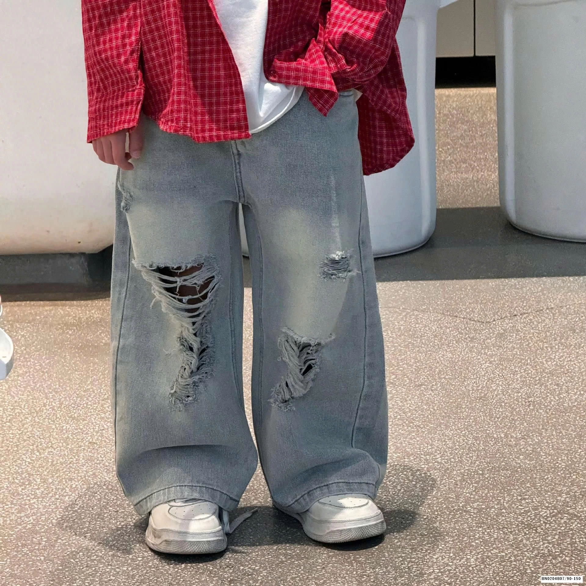 QUẦN JEAN RÁCH CÁ TÍNH