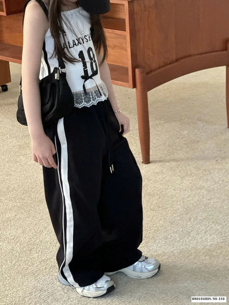 QUẦN THỂ THAO COTTON SỌC BÊN