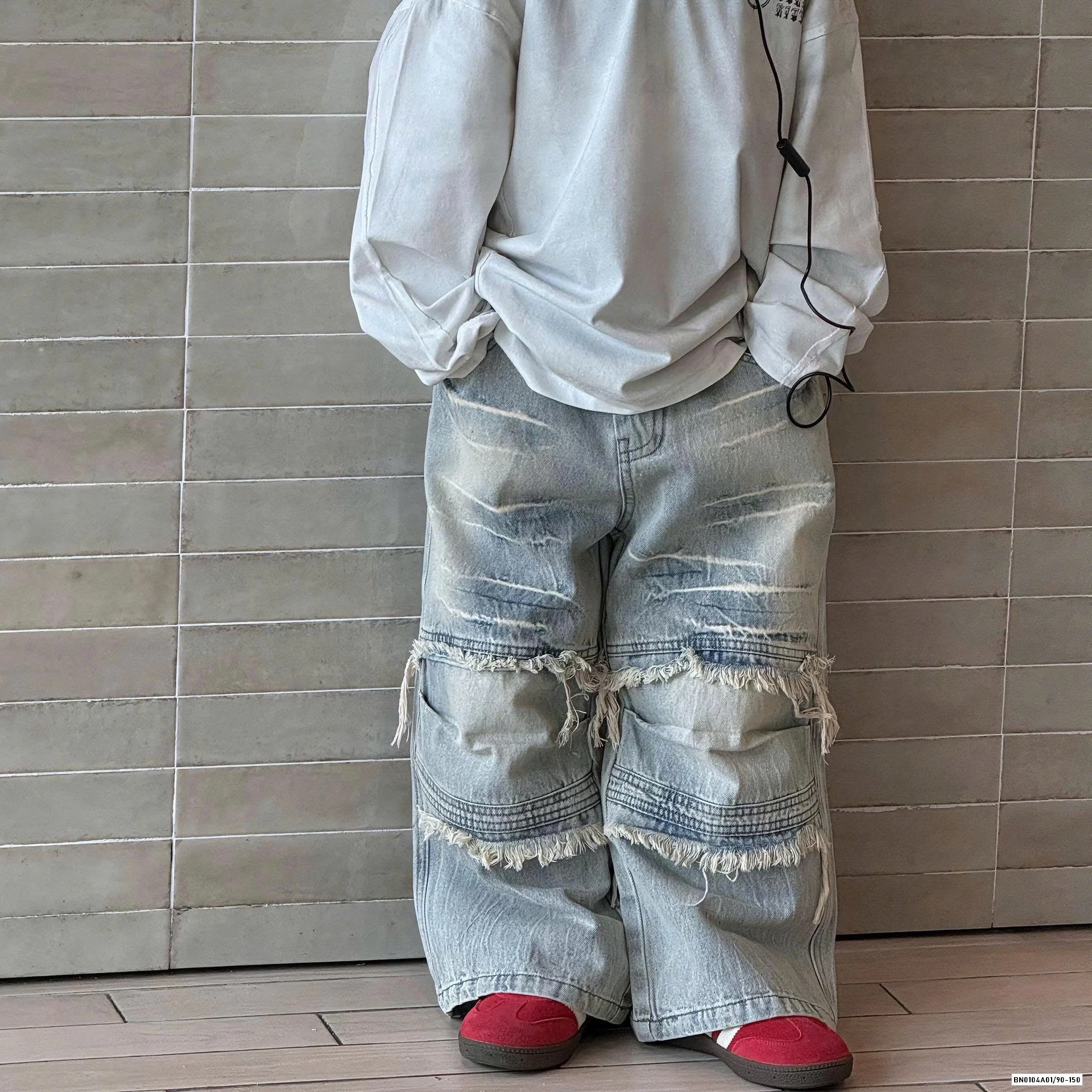 JEANS SUÔNG RÁCH VÁ GỐI