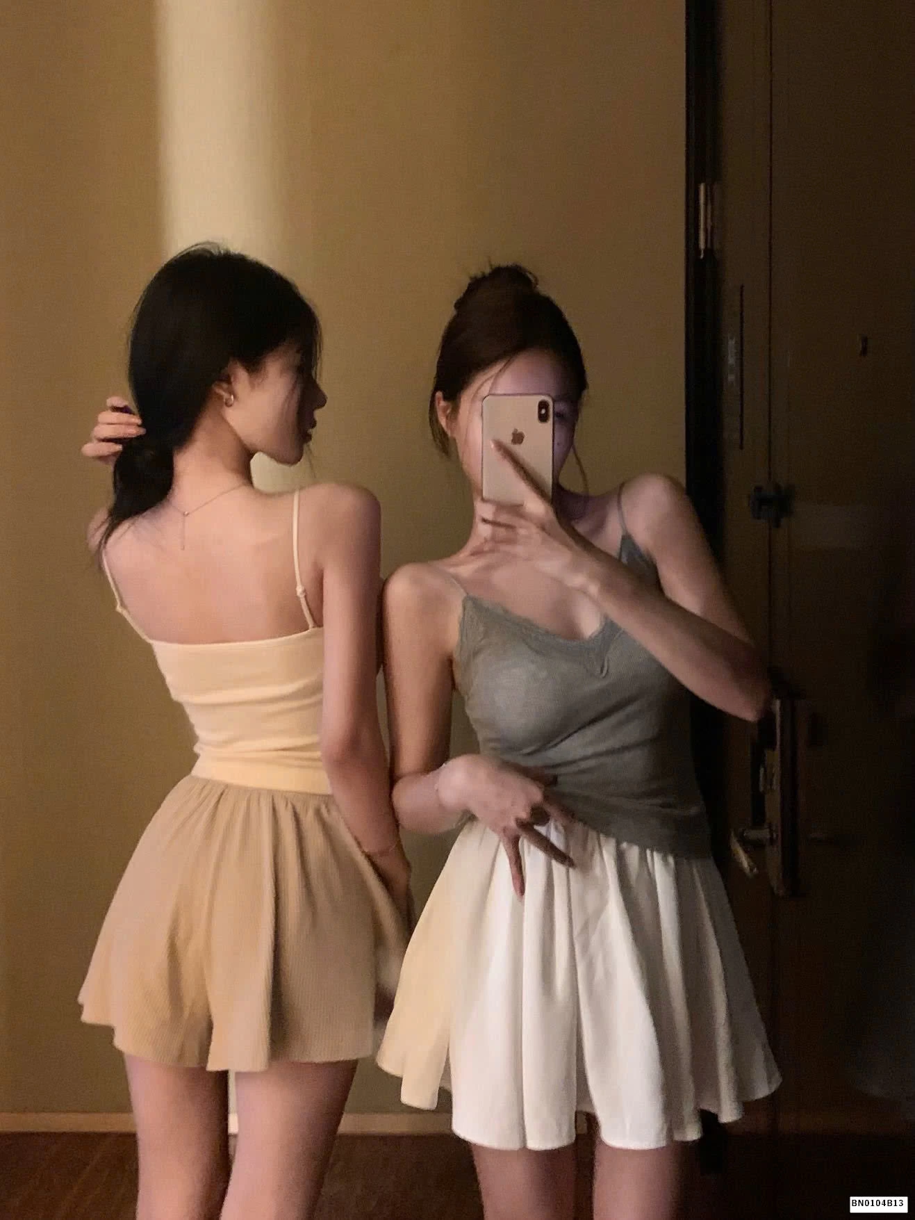 ÁO 2 DÂY GÂN TĂM