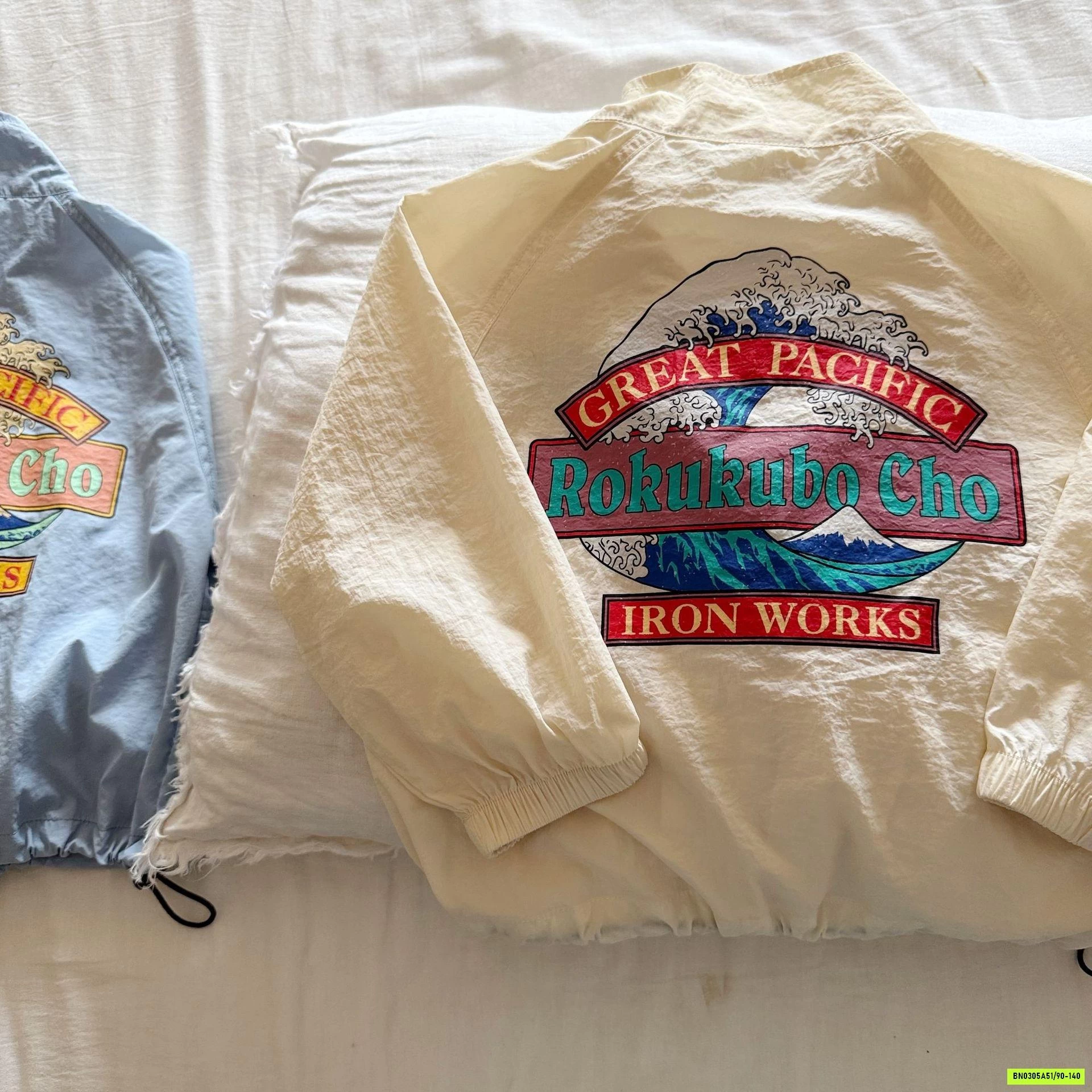 KHOÁC GIÓ CHỐNG NẮNG IN HÌNH LƯNG MMGGBABY