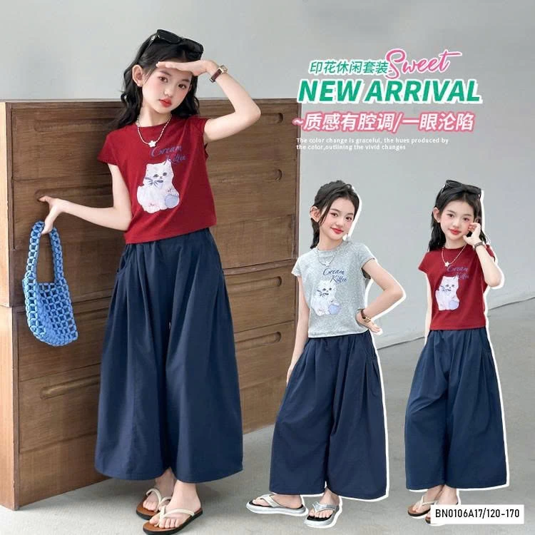 CROPTOP MÈO MIX JEANS ÔNG RỘNG