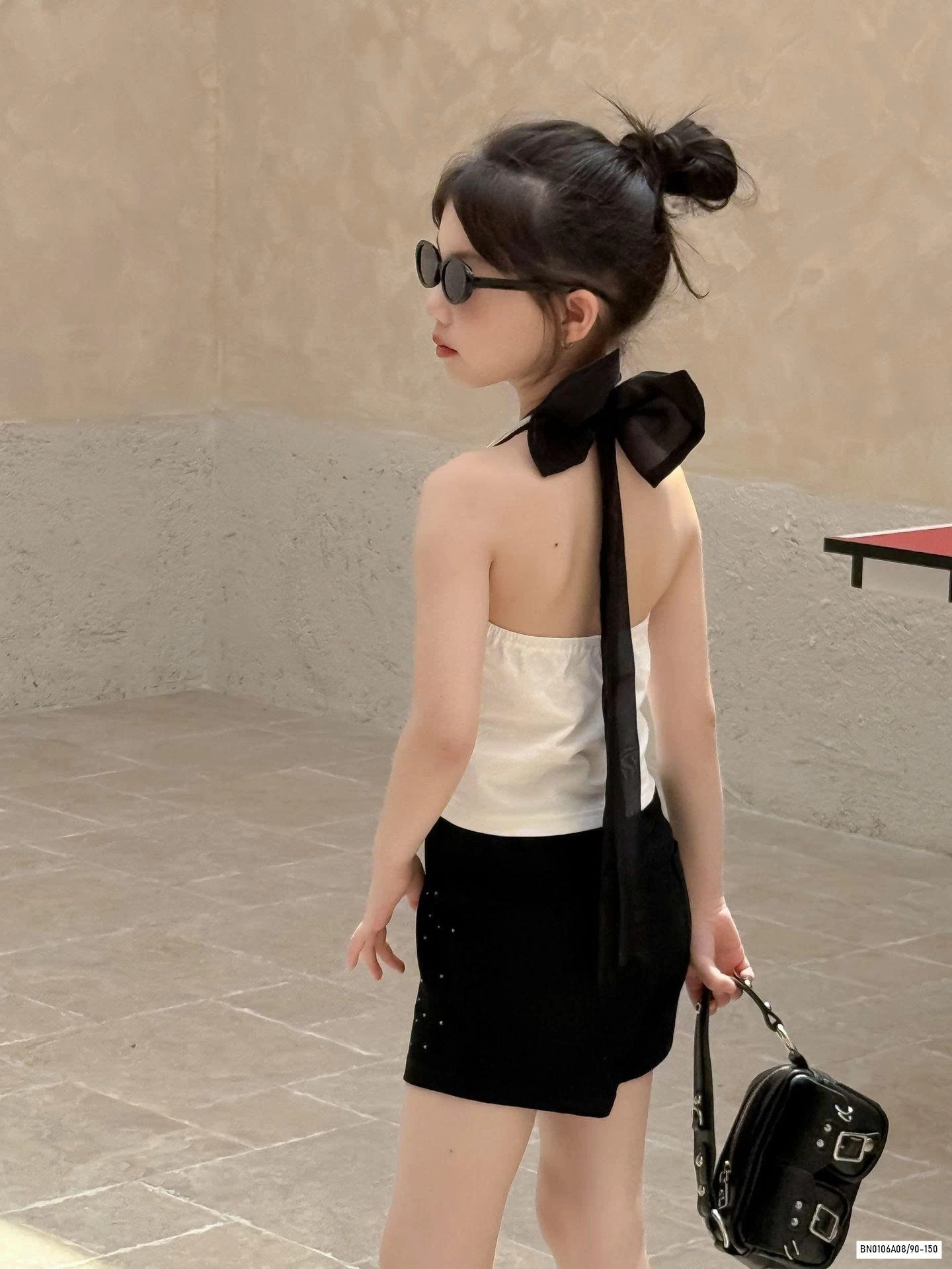 ÁO CÁNH BƯỚM CỔ YẾM