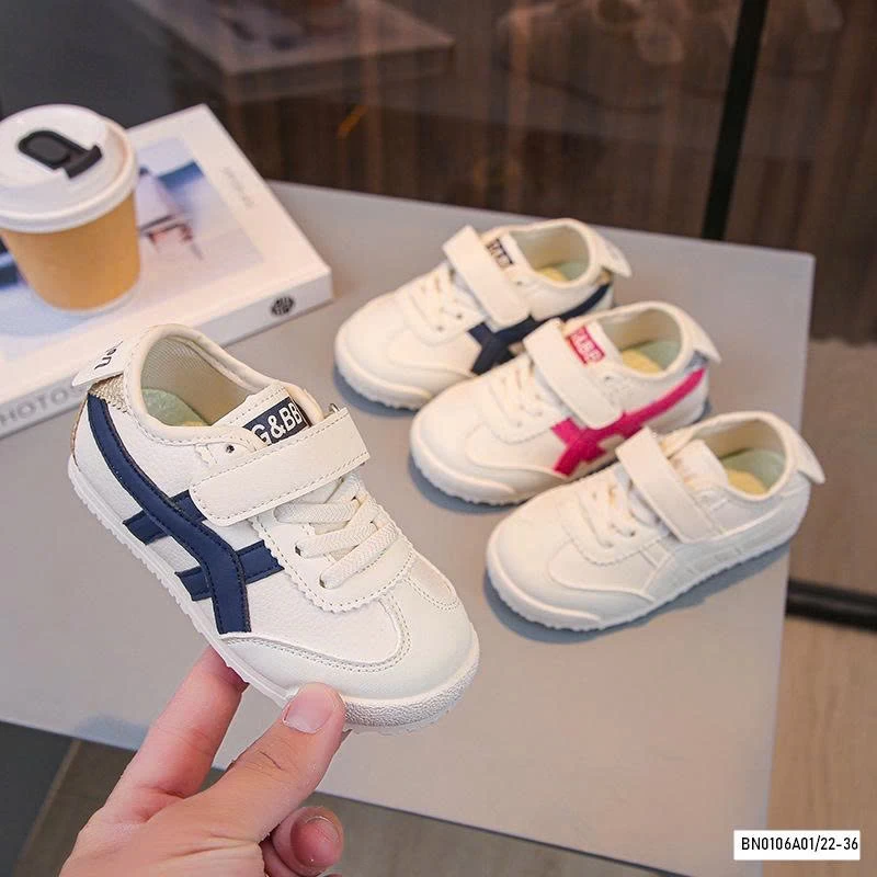 GIÀY THỂ THAO PHỐI VẠCH QUAI DÁN