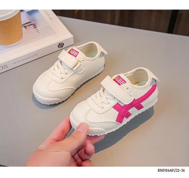 GIÀY THỂ THAO PHỐI VẠCH QUAI DÁN