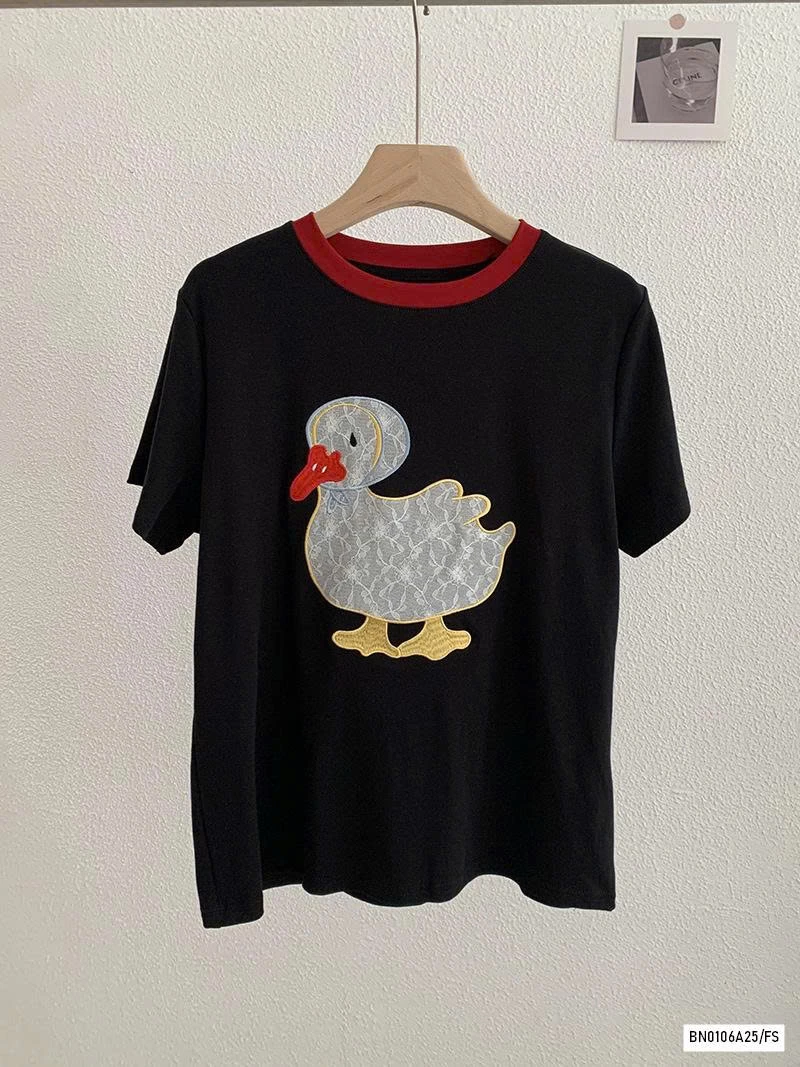 ÁO THÊU HÌNH PHỐI VIỀN CỔ