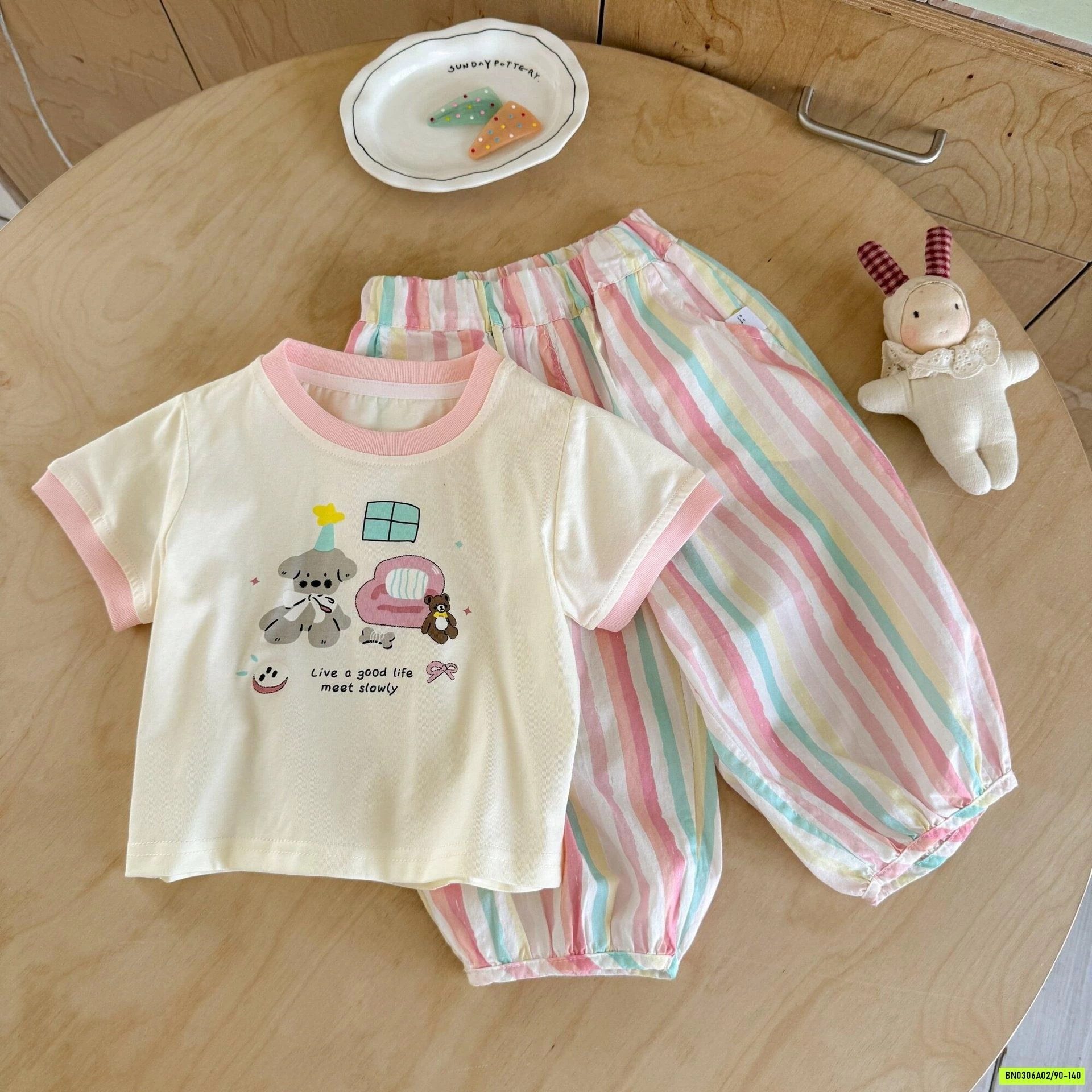 SÉT ÁO IN HÌNH MIX QUẦN SỌC NINGLI