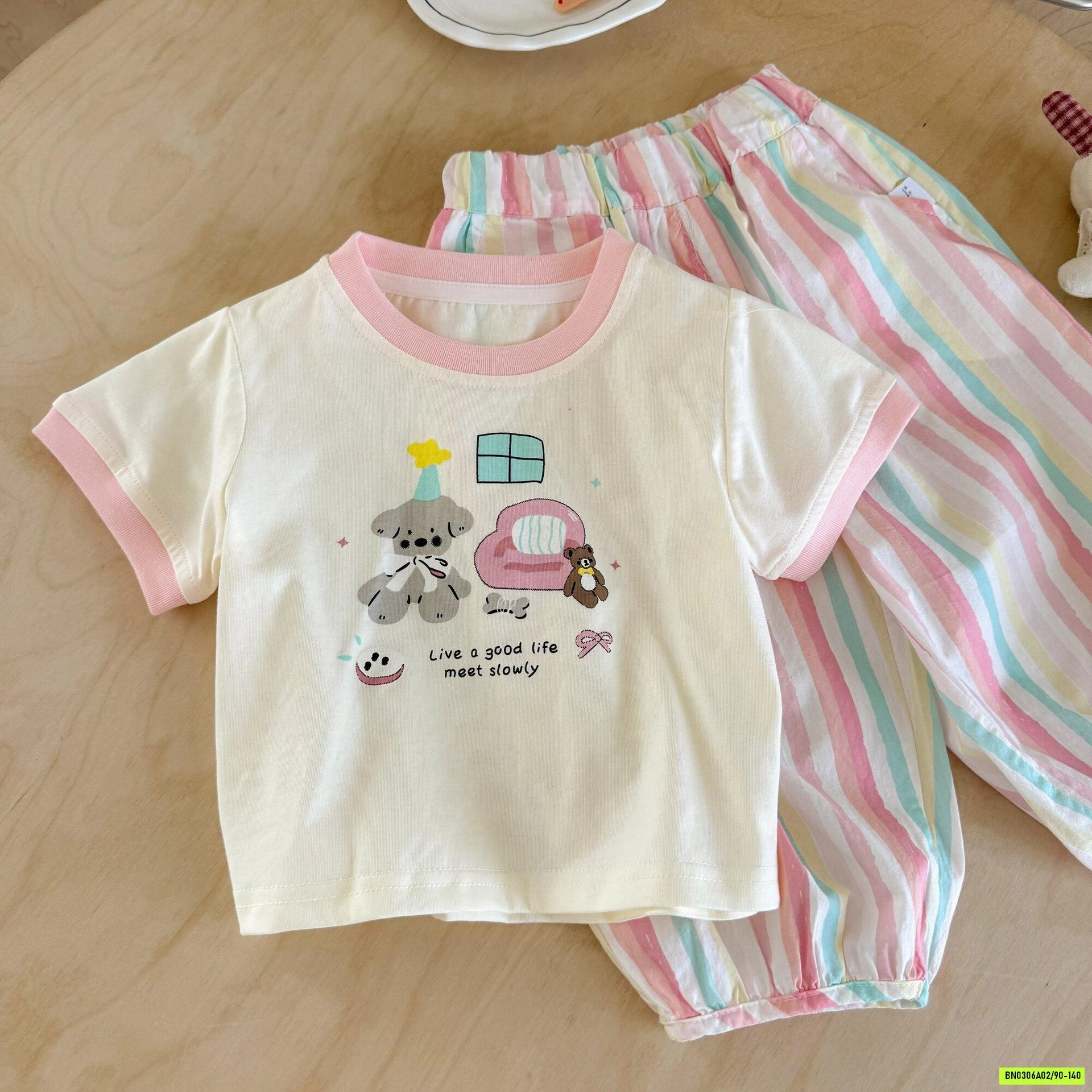 SÉT ÁO IN HÌNH MIX QUẦN SỌC NINGLI