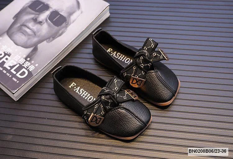 GIÀY PU DA MỀM BUỘC NƠ